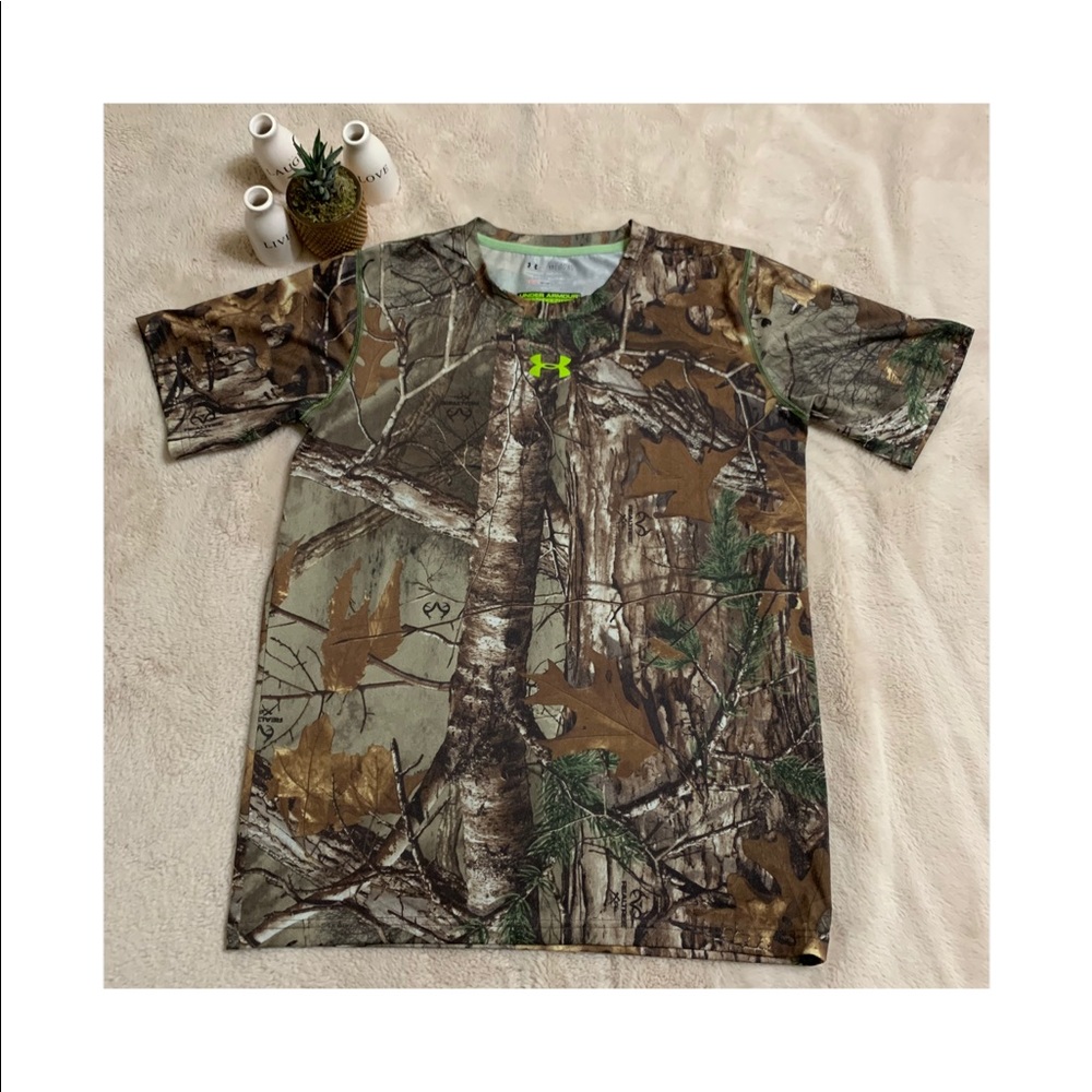 UACamouflage heat gear shirt! Can you find it?